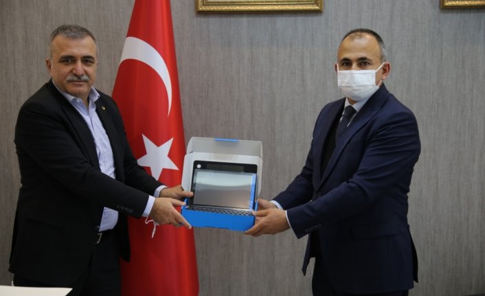 Tokat TSO'dan uzaktan eğitime tablet desteği