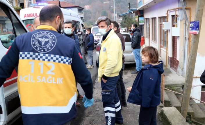 Zonguldak'ta sobadan sızan gazdan etkilenen 5 kişi hastaneye kaldırıldı