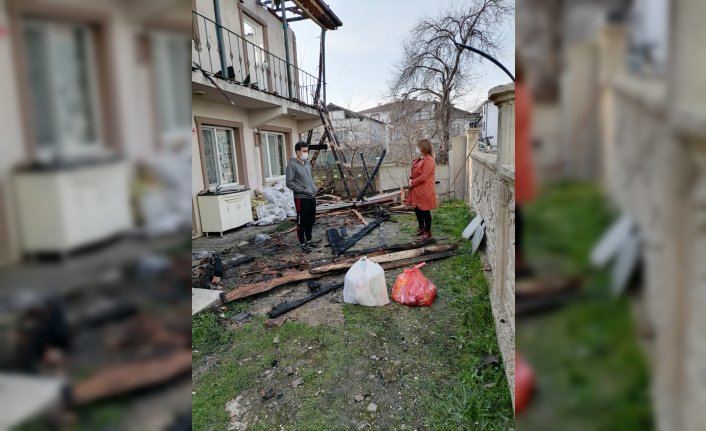 Düzce'de yangınzede ailenin tüm ihtiyaçları karşılandı