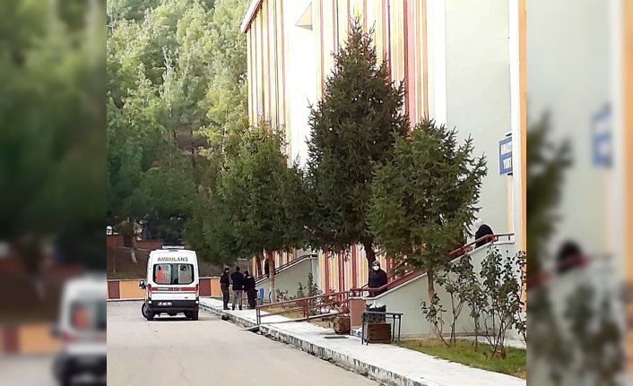 Karantina kuralına uymayan genç kız denetimlerde polise yakalandı