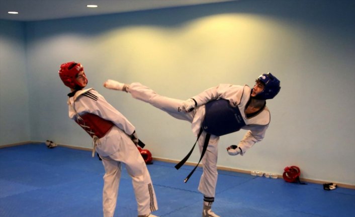 Kastamonulu milli tekvandocular, senenin bol maçlı geçmesini istiyor