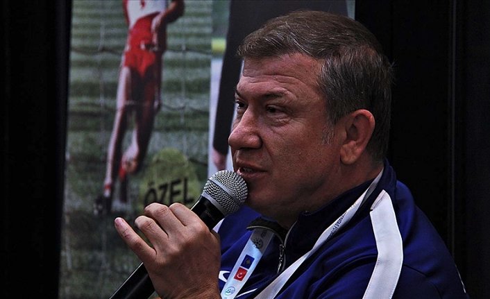 Tanju Çolak: Golcü olabilmen için tüm takım arkadaşlarının seni sevmesi lazım