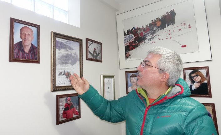 Trabzon'da 12 yıl önce çığın hayattan kopardığı 10 dağcı unutulmadı