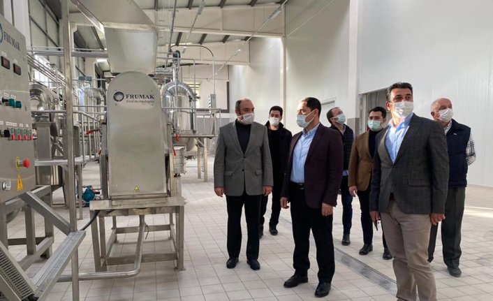 Amasya Valisi Masatlı’dan fabrika ziyaretleri