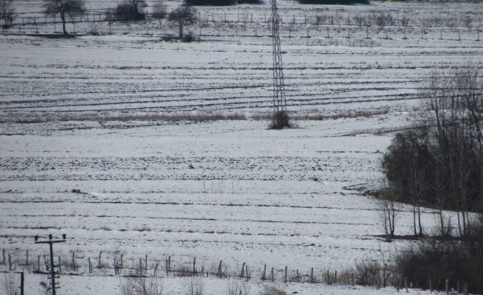 Kar yağışı Kavaklı çiftçileri sevindirdi