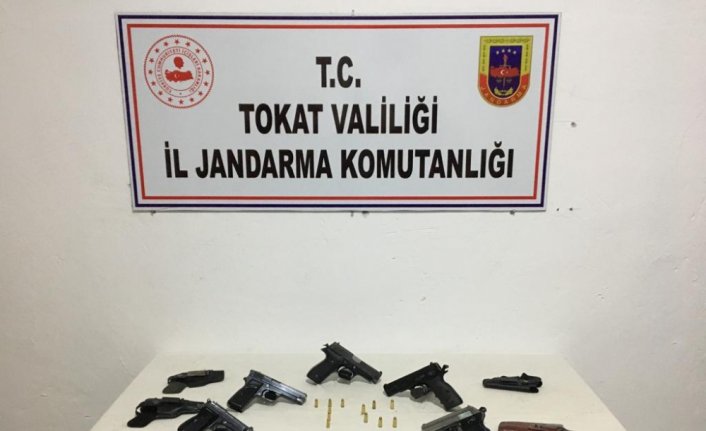 Tokat'ta silah kaçakçılığı operasyonlarında 5 kişi yakalandı