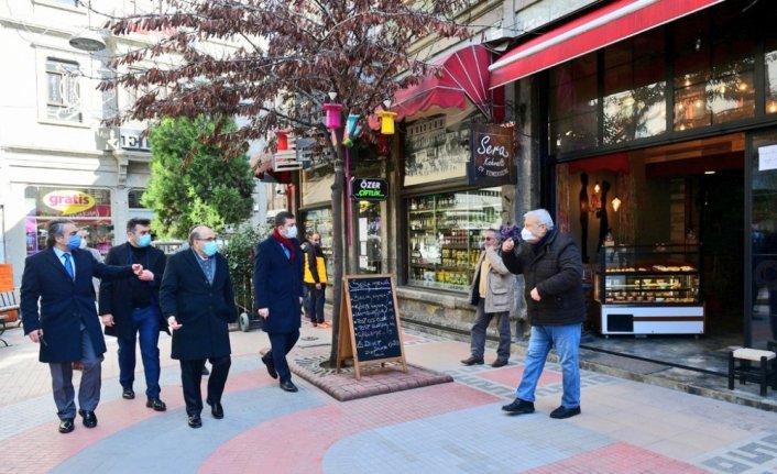 Trabzon Valisi Ustaoğlu vatandaşlara Kovid-19 tedbirlerine uyma çağrısında bulundu: