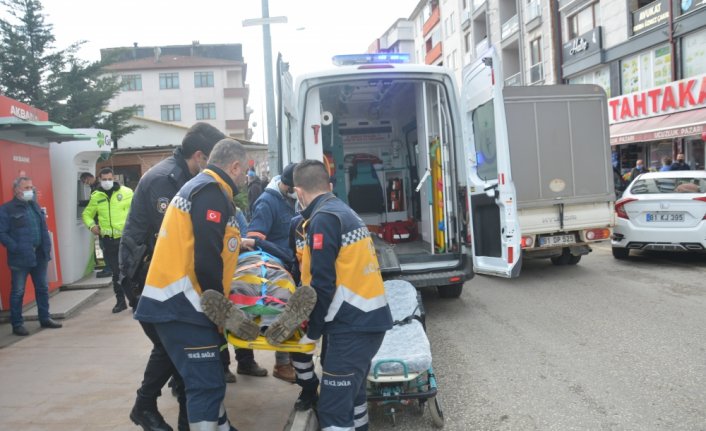 Akçakoca'da merdivenden düşen vatandaş yaralandı