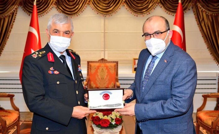 Jandarma Genel Komutanı Orgeneral Çetin, Trabzon Valisi Ustaoğlu'nu ziyaret etti