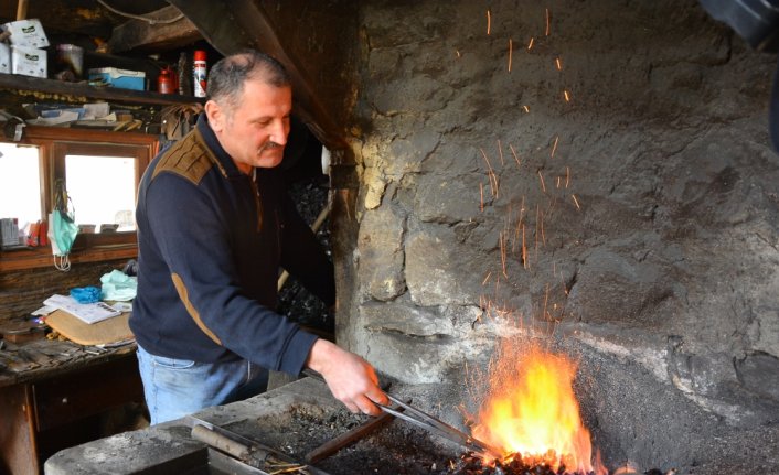 Kastamonu'da Evrenye bıçağı üreticileri 
