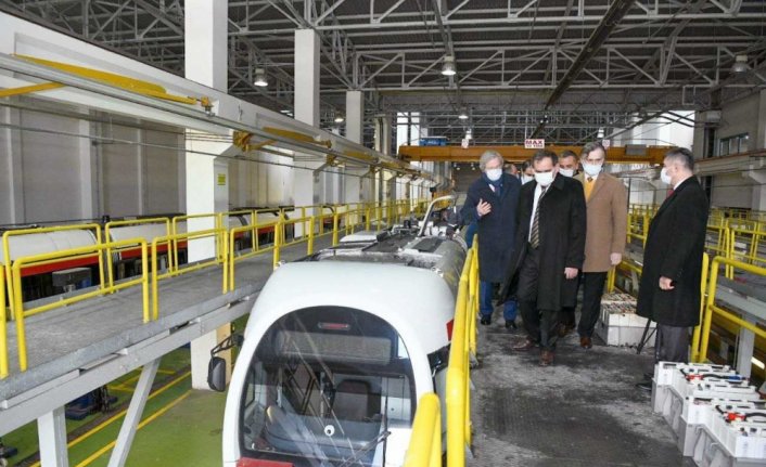 Samsun Büyükşehir Belediyesi tramvaylarda yerli akü kullanımına başladı