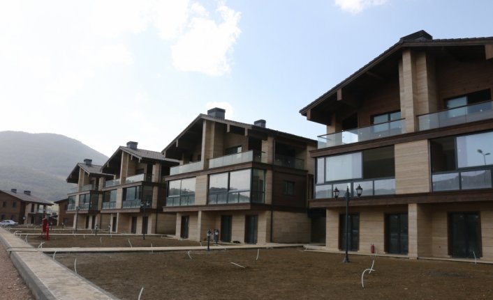 Taşkesti Belediye Başkanı Özcan'dan yapımı süren termal tesiste inceleme