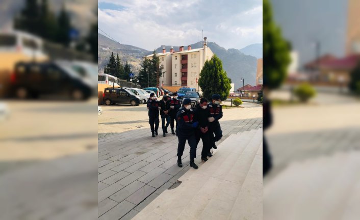 Artvin'de hırsızlık iddiası ile 3 kişi tutuklandı