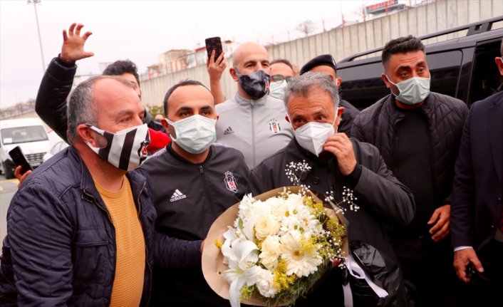 Beşiktaş kafilesi, Trabzon'a geldi