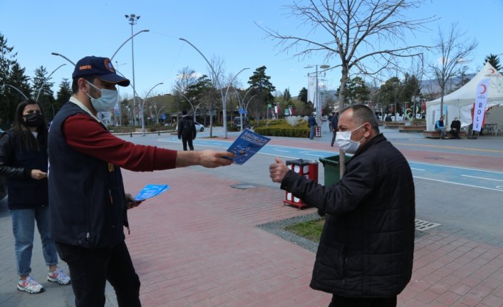 Bolu'da vatandaşlar internet ortamındaki risklere karşı uyarıldı