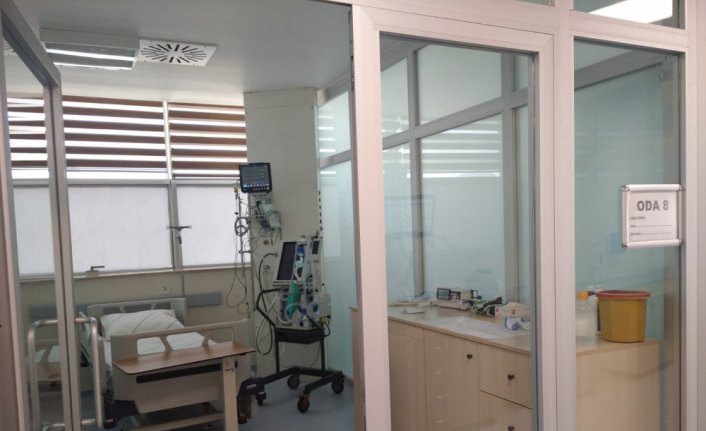 Düzce İl Sağlık Müdürü Yılmaz'dan yeni yoğun bakım ünitesinde inceleme