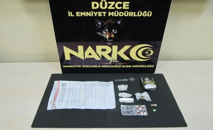 Düzce'de uyuşturucu operasyonunda yakalanan 2 kişi tutuklandı