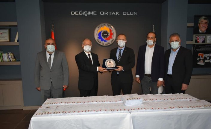 Ereğli Ticaret ve Sanayi Odası'ndan 9 bin öğrenciye 24 bin kitap hediyesi