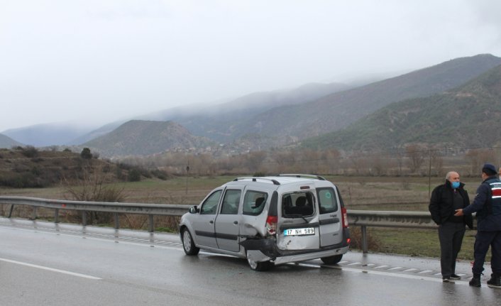 Kastamonu'da 7 aracın karıştığı trafik kazasında 1 kişi yaralandı
