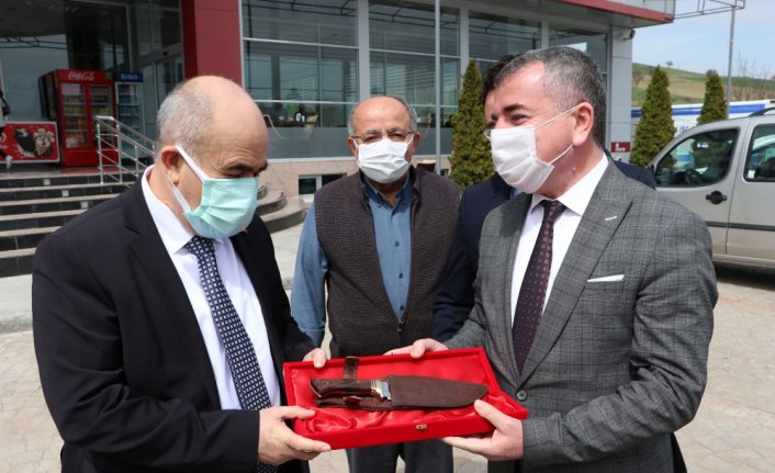 Samsun Valisi Dağlı Havza'da Kovid-19 değerlendirme toplantısına katıldı
