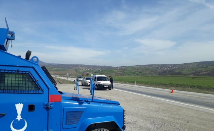 Samsun'da evinde karantinada olması gerekirken jandarmaya yakalanan vatandaş yurda yerleştirildi