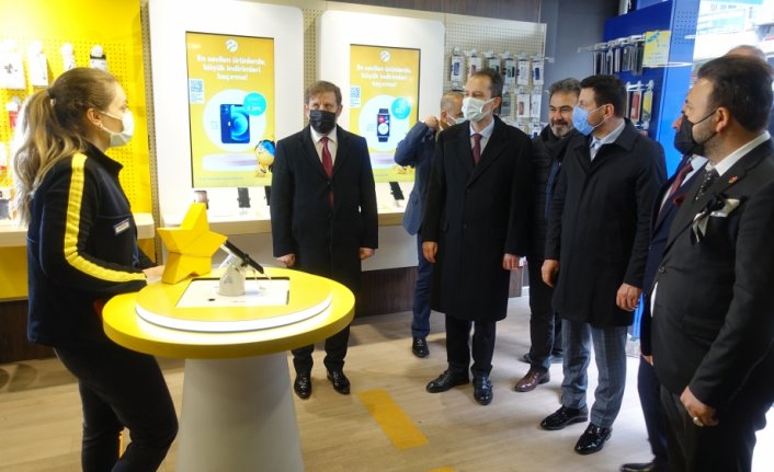 Yeniden Refah Partisi Genel Başkanı Erbakan, Borçka’da partililerle buluştu: