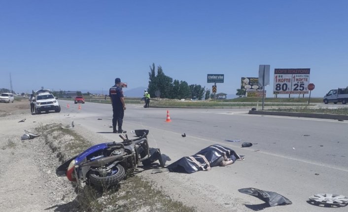 Amasya’da otomobil ile motosiklet çarpıştı: 1 ölü
