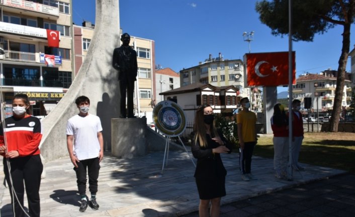 Boyabat'ta 19 Mayıs Atatürk'ü Anma, Gençlik ve Spor Bayramı kutlanıyor