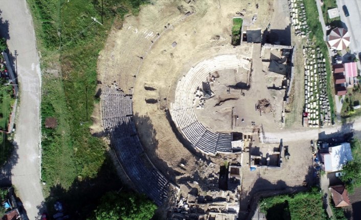 Düzce'deki antik kent kazı çalışmalarıyla gün yüzüne çıkarılıyor