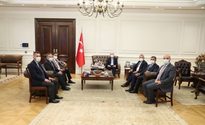 Karabük heyeti Bakan Soylu'yu ziyaret etti