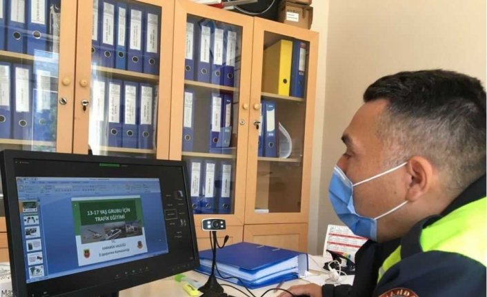 Karabük'te 355 öğrenciye EBA üzerinden trafik eğitimi verildi