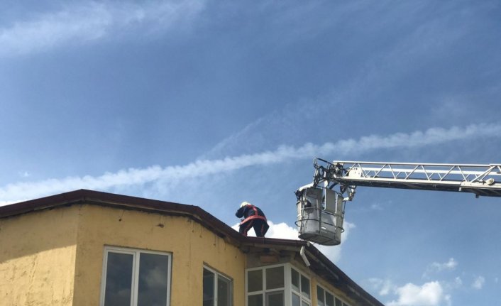 Kastamonu'da bir fırının çatısı yangında zarar gördü