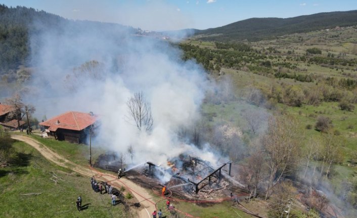 Kastamonu'da evinde yangın çıkan engelli kişi hayatını kaybetti