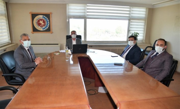 Kaymakam Saygılı STSO Başkanı Salih Zeki Murzioğlu'nu ziyaret etti