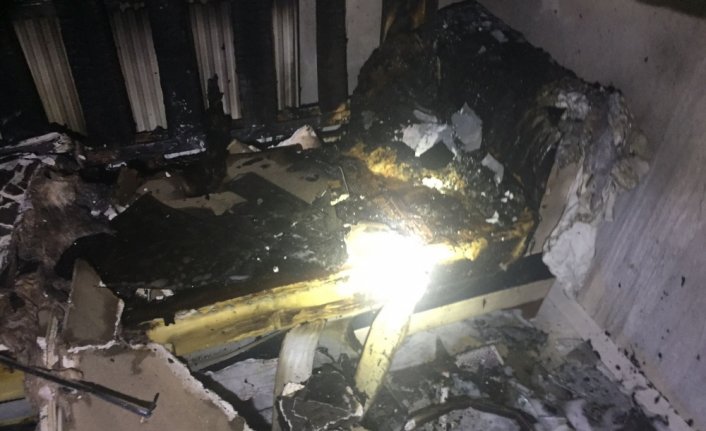 Merzifon'da bir evde çıkan yangında maddi hasar oluştu