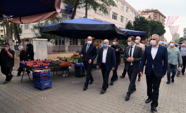 Samsun Valisi Dağlı, Kovid-19 önlemleriyle açılan pazar yerinde inceleme yaptı: