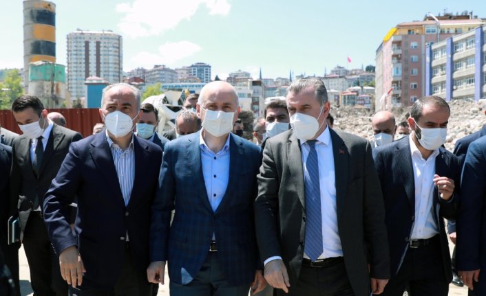 Ulaştırma ve Altyapı Bakanı Karaismailoğlu, İkizdere'deki taş ocağına ilişkin açıklama yaptı: (1)