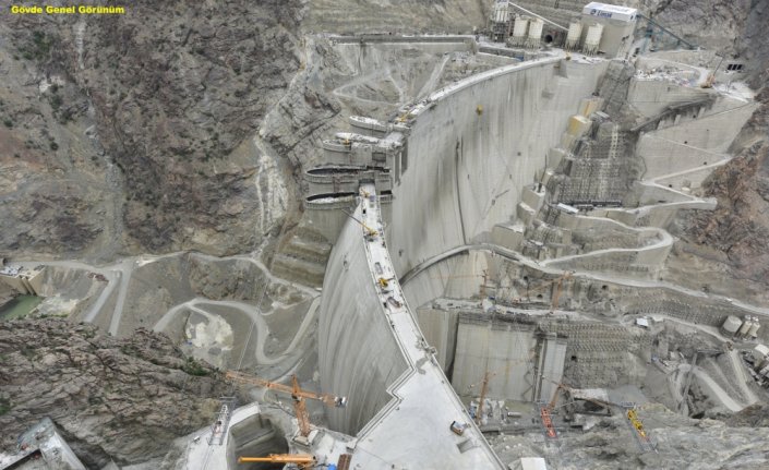 Yusufeli Barajı gövde inşaatı çalışmaları tamamlandı