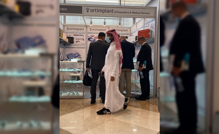 46. Uluslararası Sağlık Fuarı'na katılan Türk firmalar normalleşmeden memnun