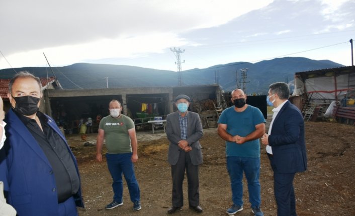 Boyabat Kaymakamı Çetin'den yangın mağduru çiftçiye ziyaret