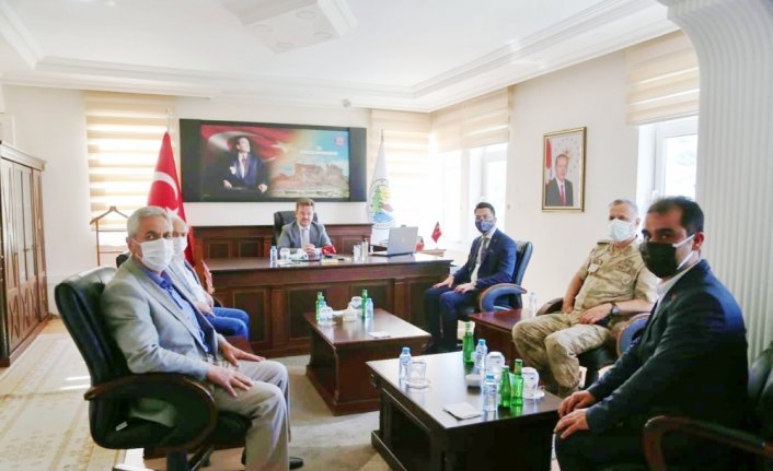 Giresun Valisi Enver Ünlü, Çamoluk ilçesini ziyaret etti