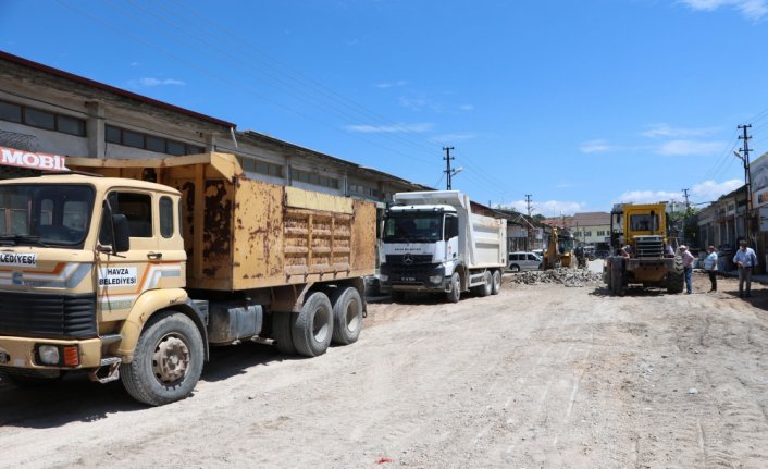 Havza'da Küçük Sanayi Sitesi'nin altyapı ve yollarını yenileme çalışmaları başladı