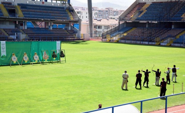 Karabük'te Bahattin Gazi Geleneksel Okçuluk İl Yarışması düzenlendi