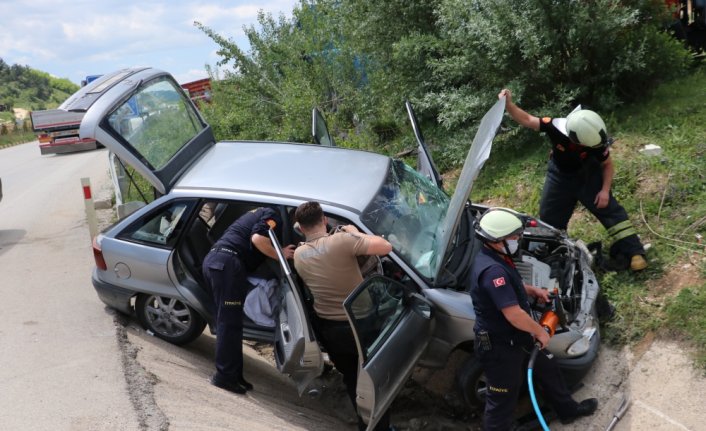 Kastamonu'da tır ile otomobil çarpıştı: 3 yaralı