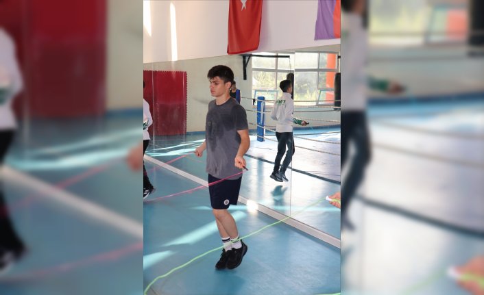 Milli boksör Ahmet Gündüz, Avrupa Şampiyonluğu için ringe çıkacak