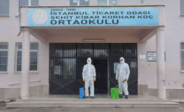 Terme'de eğitime başlanan okullarda hijyen ve dezenfekte çalışması yapıldı