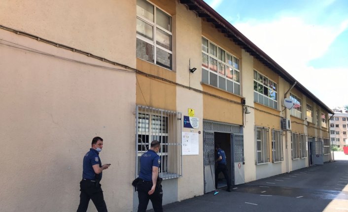 Trabzon'da kendisini kovalayan kişiden kaçmaya çalışan kadın bıçaklanarak ağır yaralandı