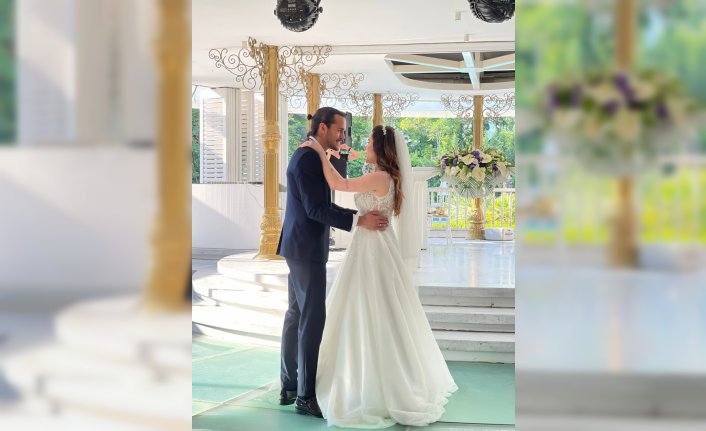 Trabzonspor'un kalecisi Erce Kardeşler evlendi