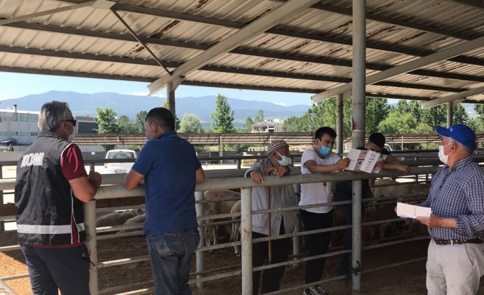Bolu emniyetinden Kurban Bayramı öncesi hayvan pazarında sahte para denetimi