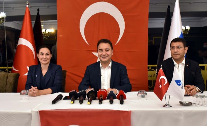 DEVA Partisi Genel Başkanı Babacan, Samsun'da “Basınla buluşma“ programında konuştu: